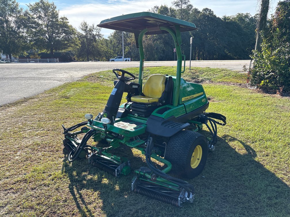 2022 John Deere 6500A PRECIS Fairway Mower