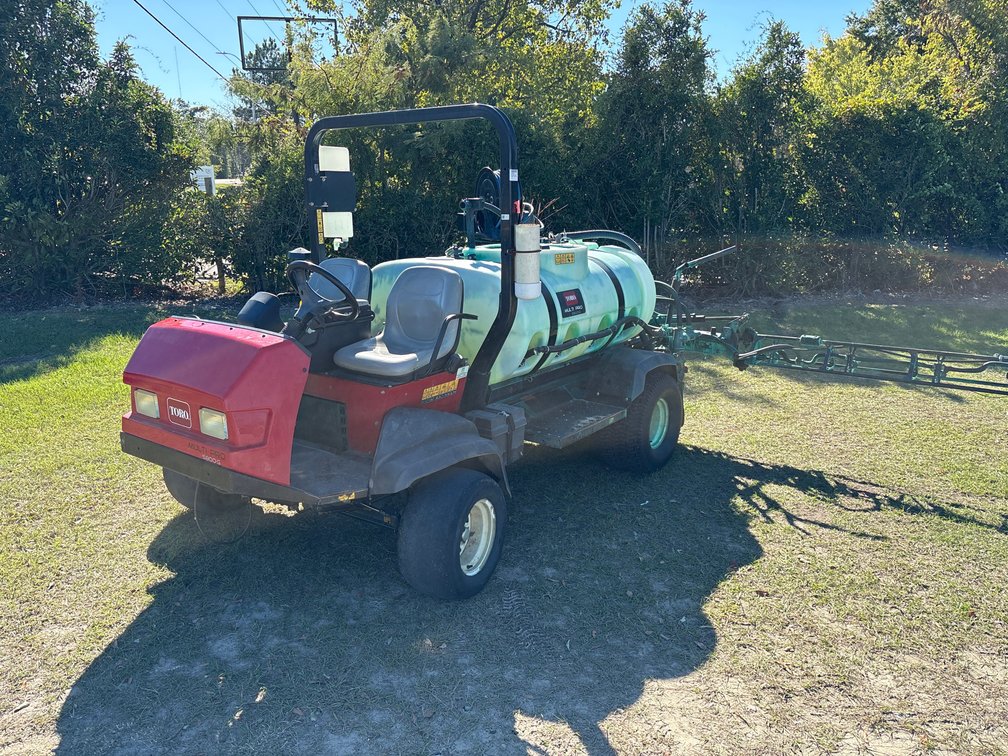 TORO 5800G Sprayer (300 Gallon)