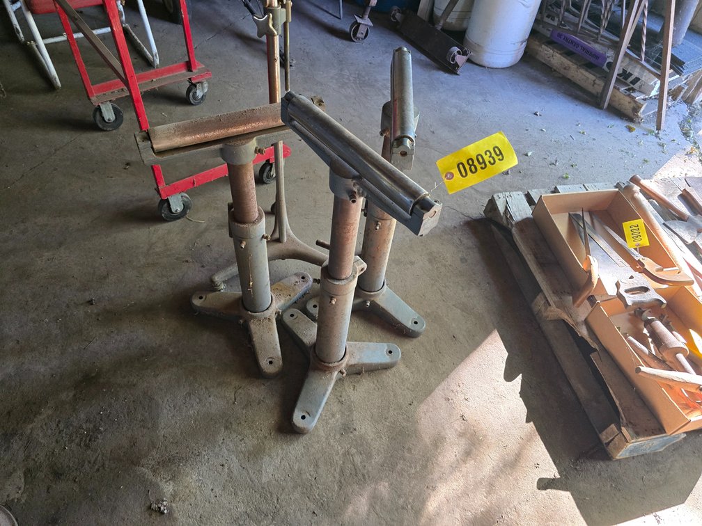 3 - Roller Shop Stands