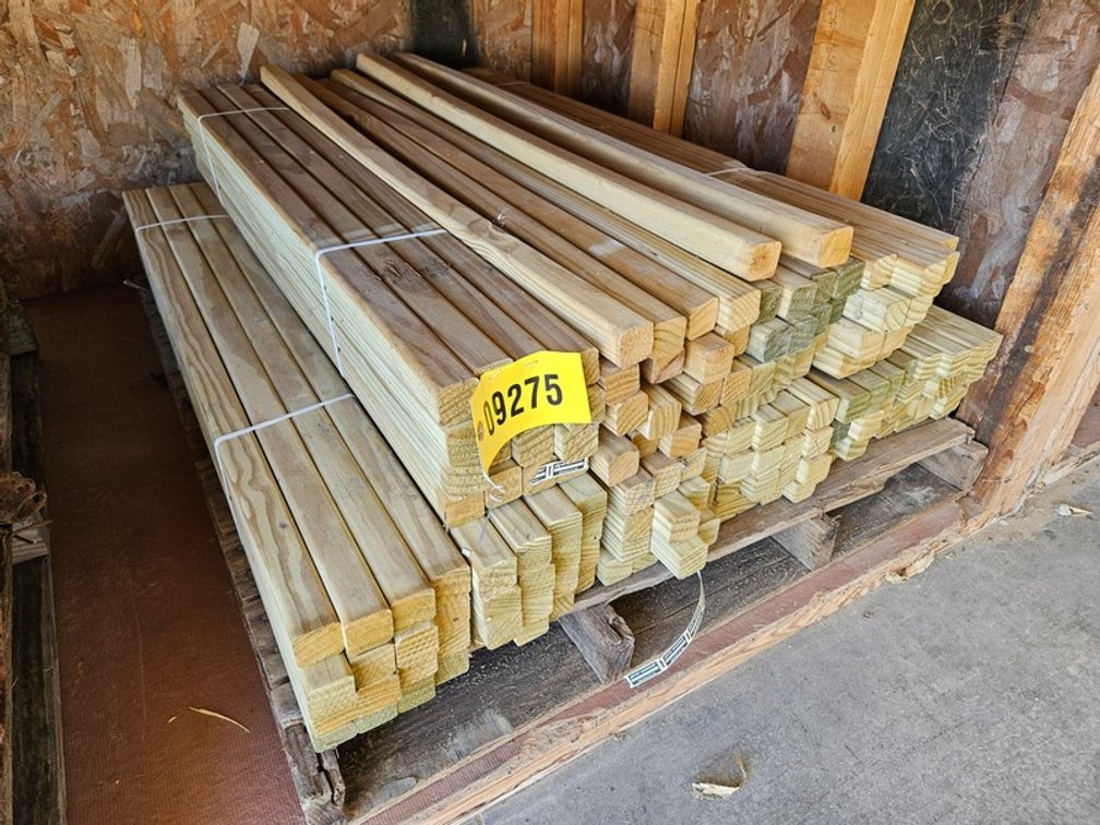 (160) 42" Deck Ballisters