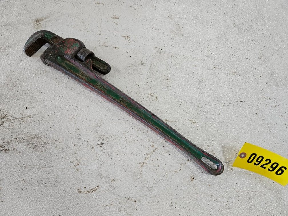 24" Pipe Wrench