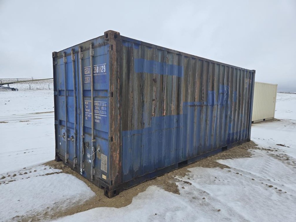 USED 20' STORAGE CONTAINER