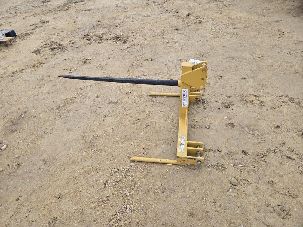 NEW TARTAR 3PT BALE SPEAR