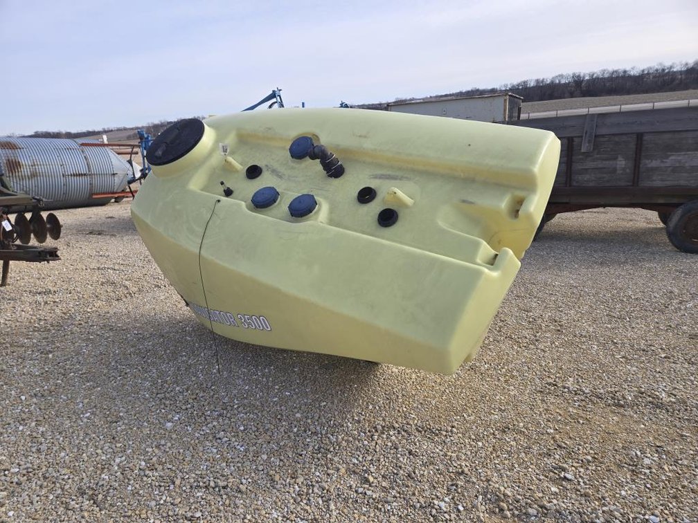 HARDI 1200 GALLON SPRAYER TANK ONLY