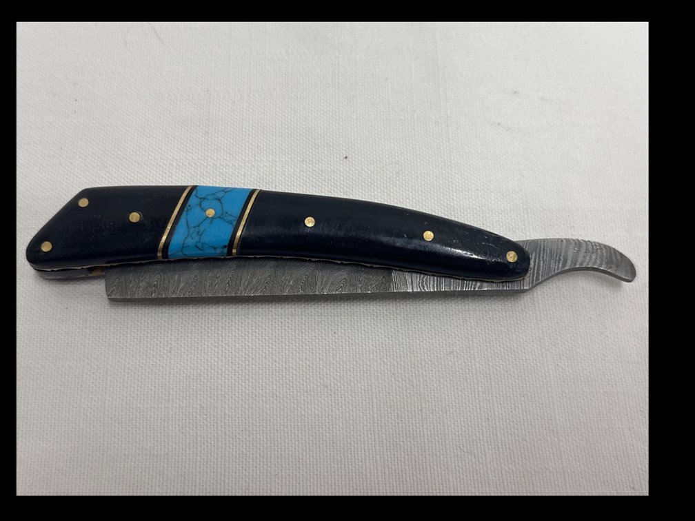 Damascus Straight Razor