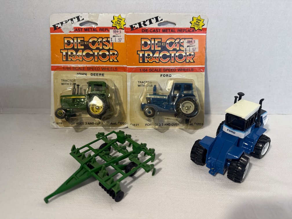 VINTAGE Die-Cast Tractors & Accessory (4)