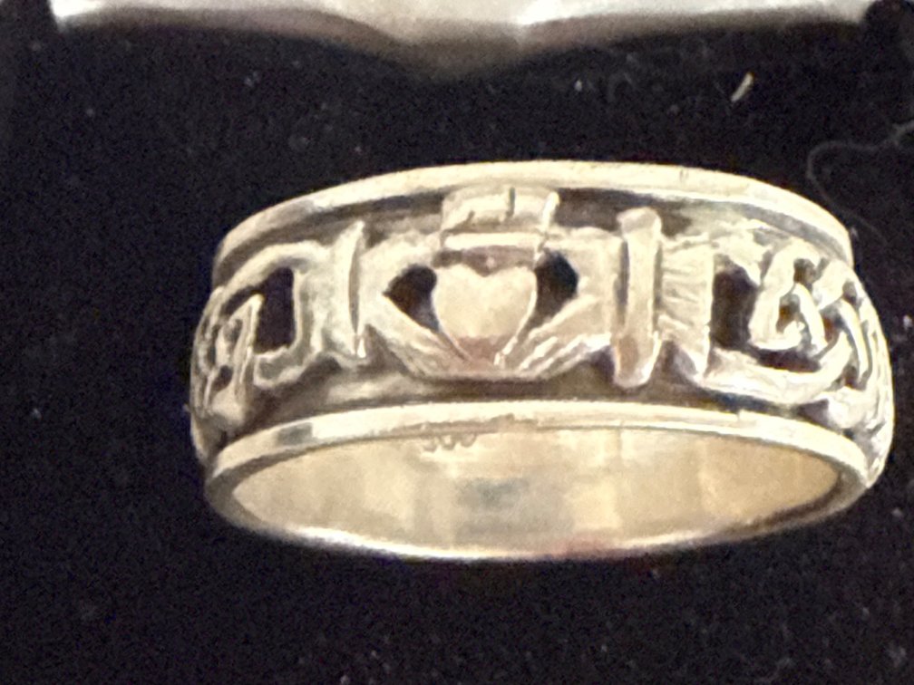 Silver Claddagh Ring