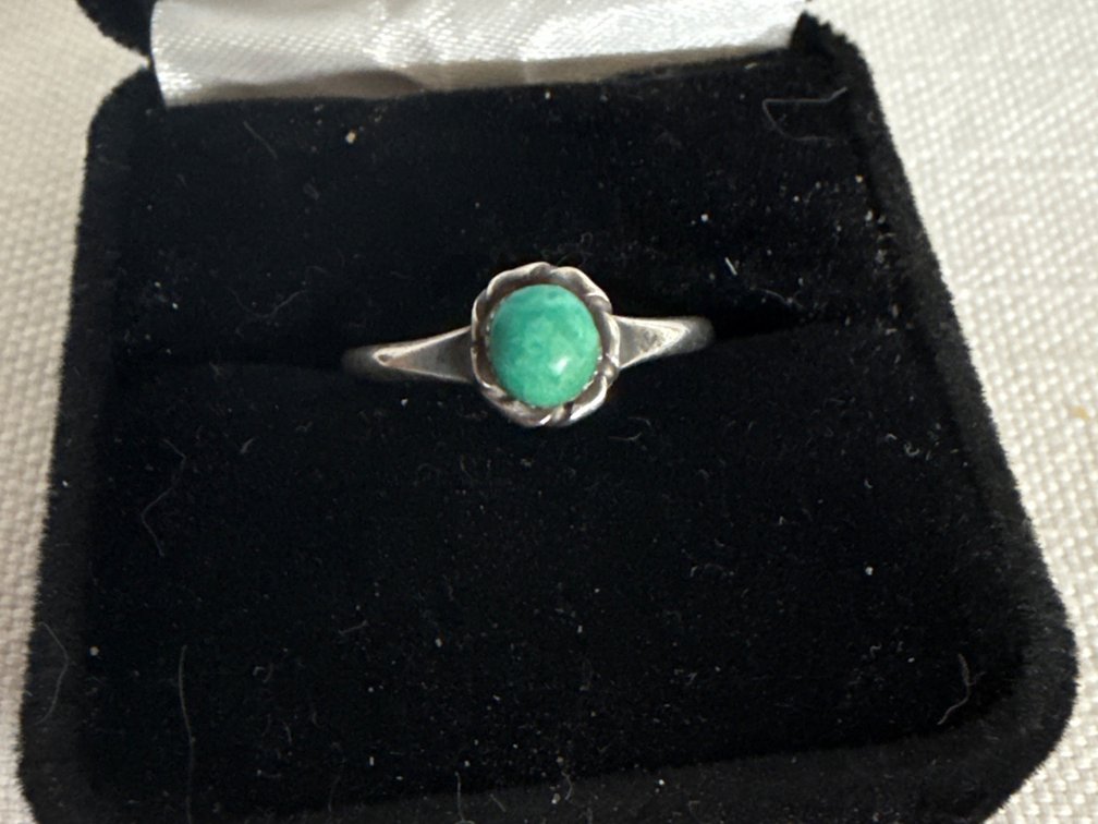 Sterling Silver & Turquoise Ring
