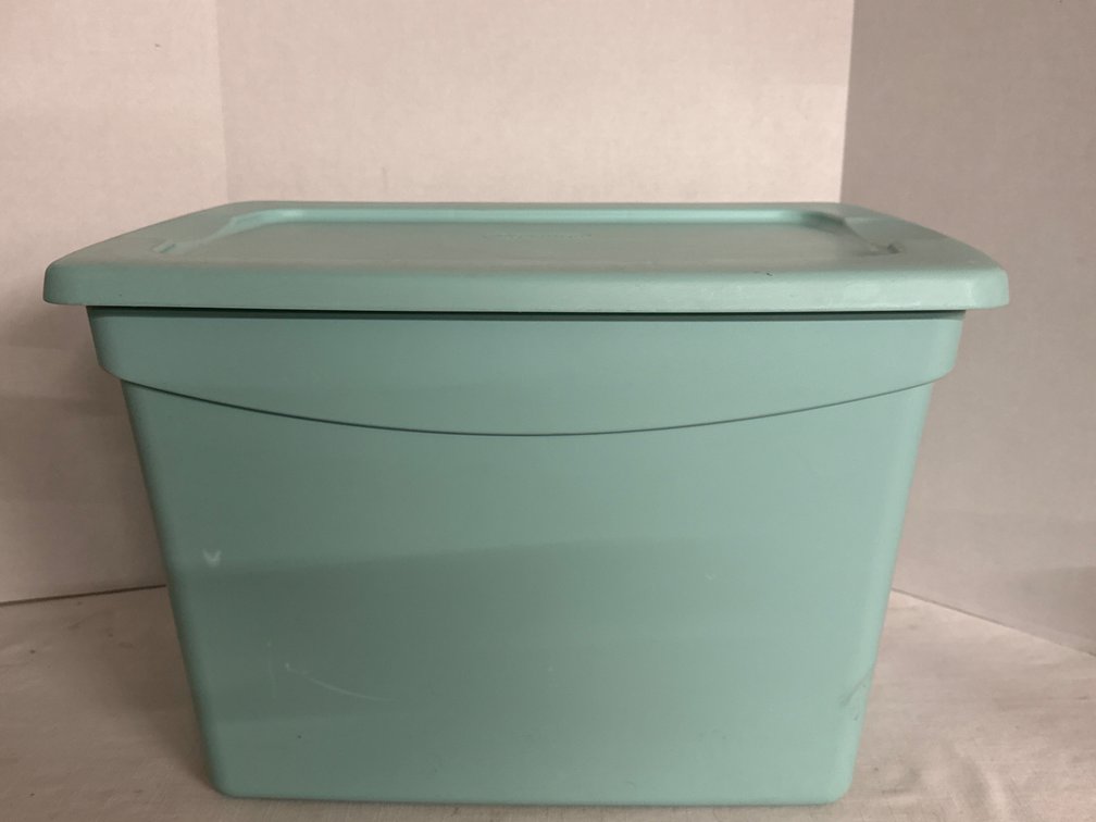 Sterilite Plastic Container