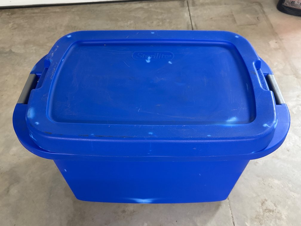 Sterilite Plastic Tub