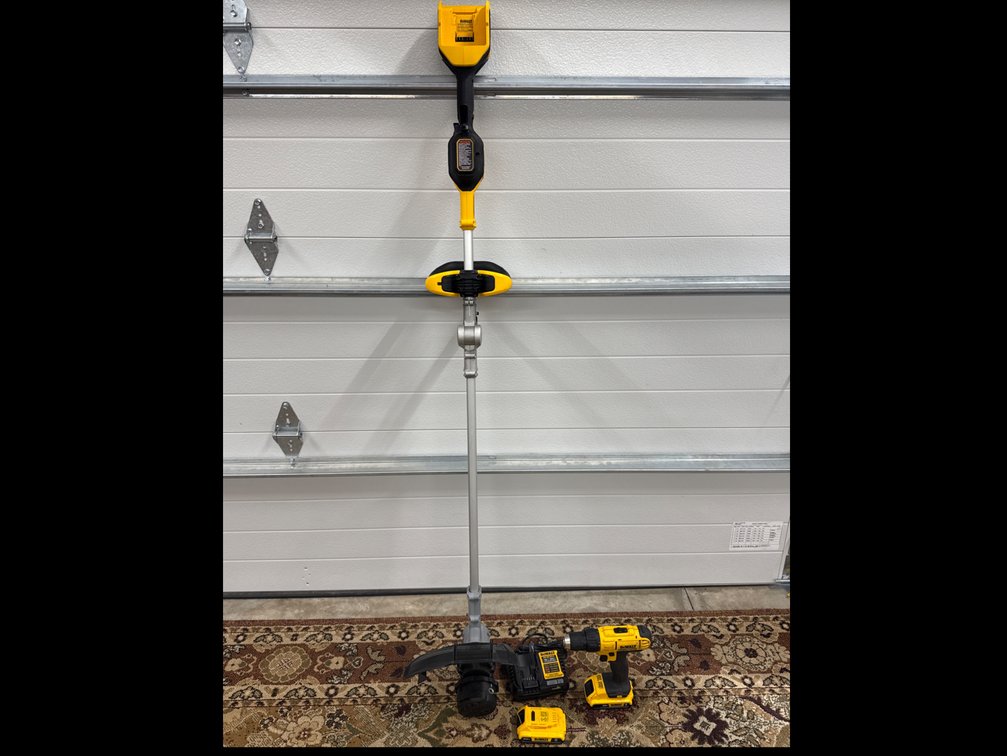 20 Volt DeWalt Edger & Drill (5)
