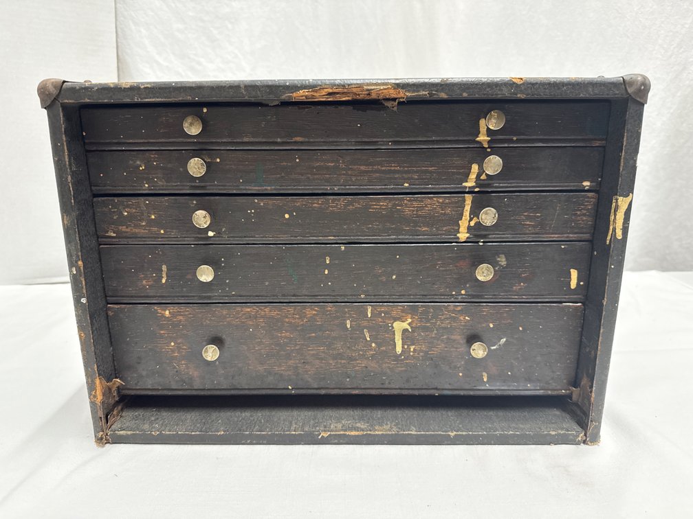 Vintage/Antique Machinist's Tool Chest & Tools