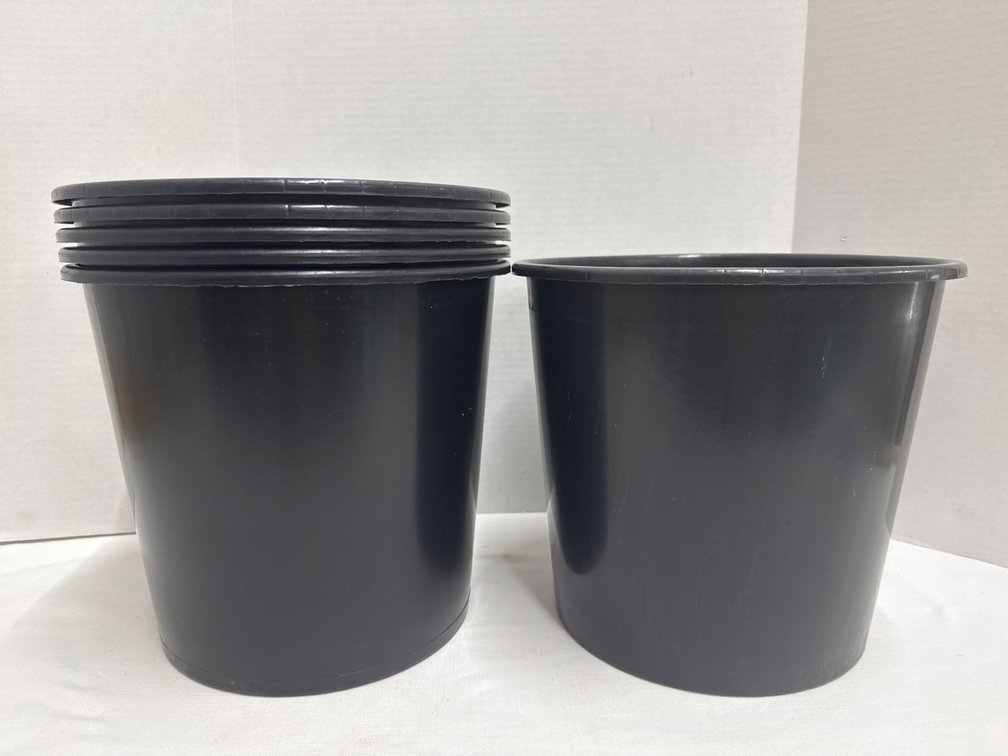 Nursery Pots (6) (New)