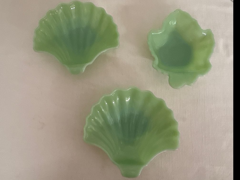 Vintage Jadeite Milk Glass (3) (New Old Stock)