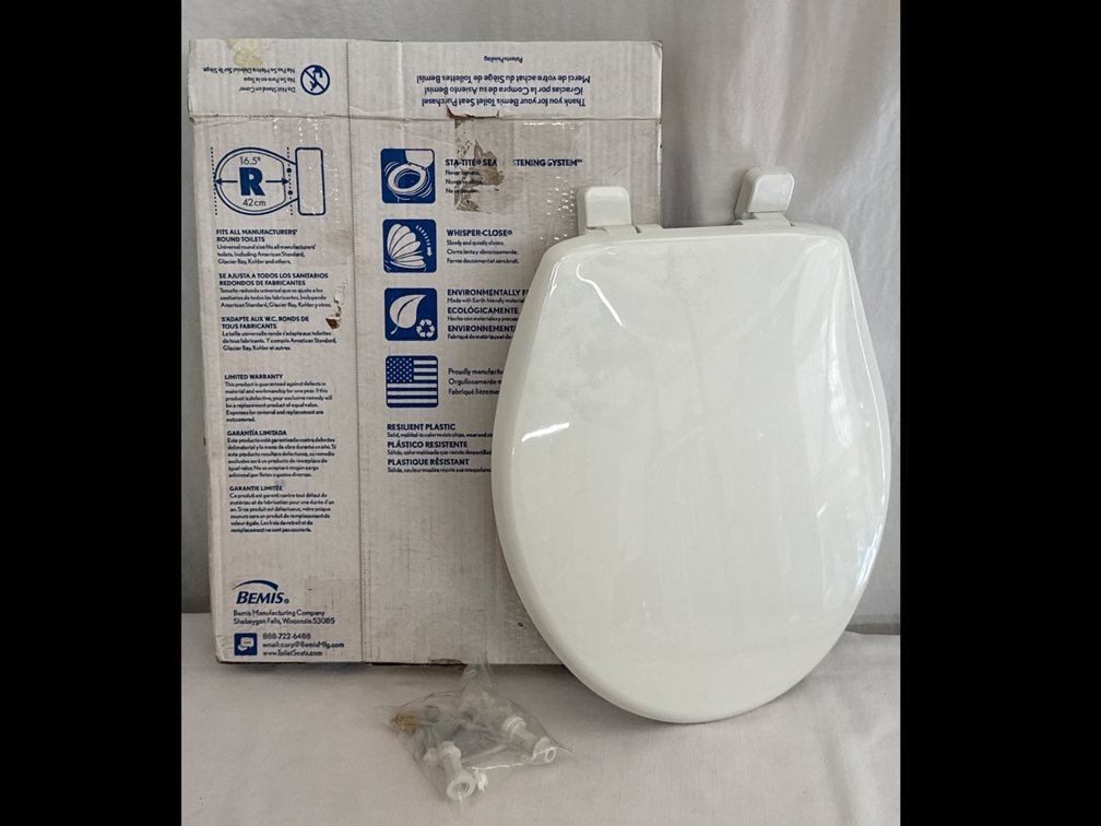 Toilet Seat (NIB)