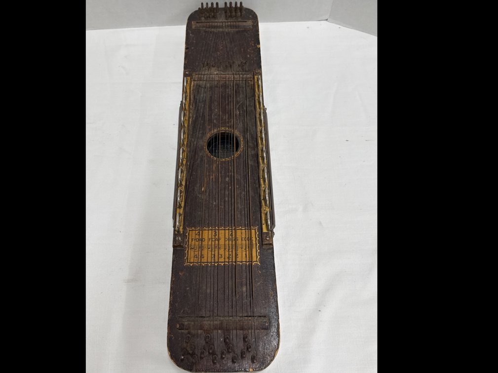 Vintage/Antique Ukelin Musical Instrument