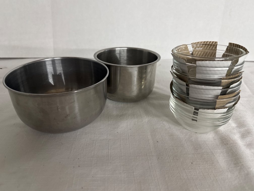 Glass & Stainless Bowls (8)