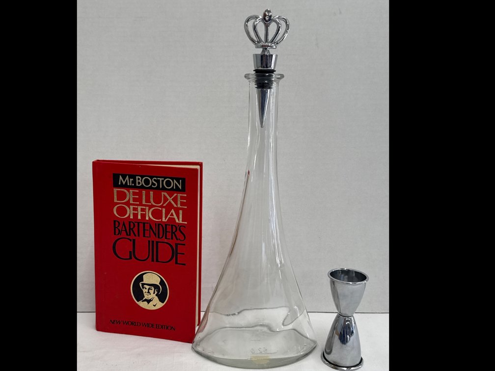 Decanter, Bartender’s Guide & Shot Measure