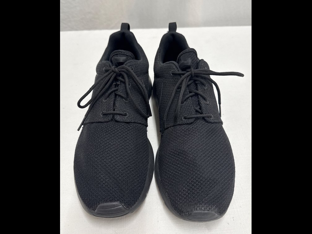 Nike Roshe Sneakers