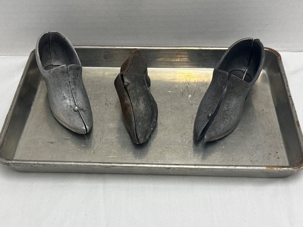 Vintage Confectionery Molds & Tray (4)