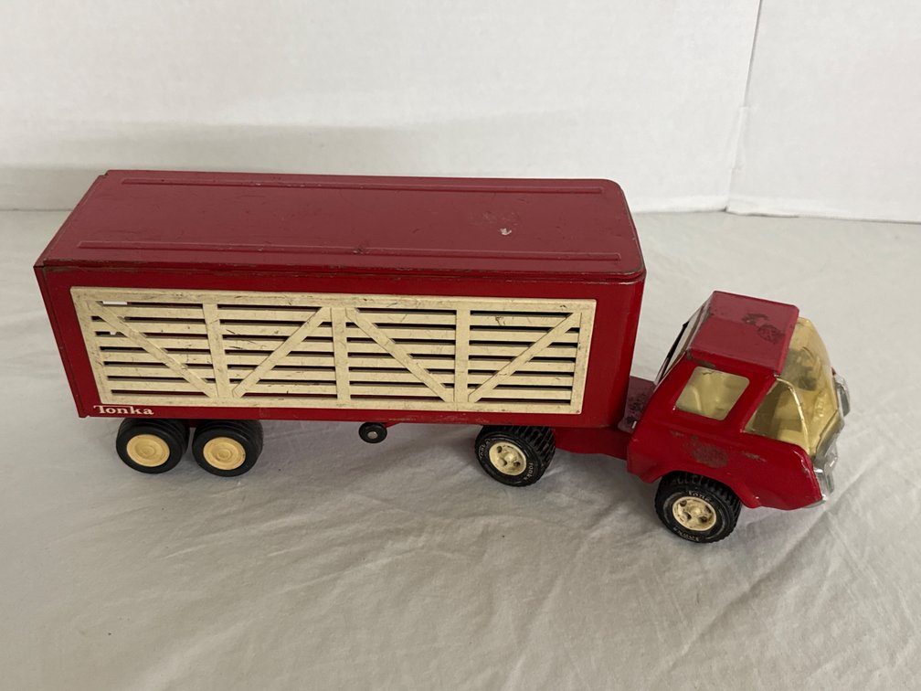 Vintage Tonka Livestock Truck & Trailer
