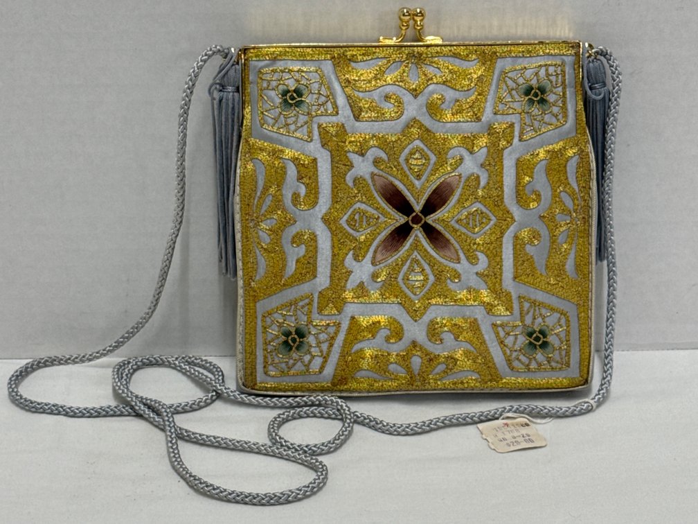 Vintage Embroidered Evening Bag (NEW)