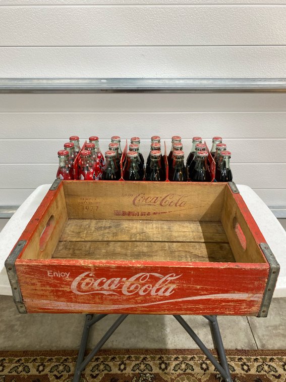 Vintage Coke Crate with 4 x Glass 6 Collector 6 Packs