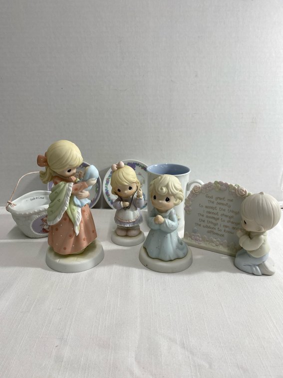 Precious Moments Collection (8)