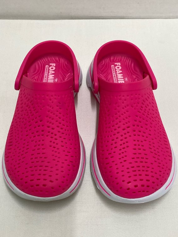 Skechers Foamies (Like New) HOT PINK (Size 6)