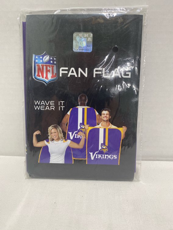 NFL Fan Flag (Vikings) 31.5-inches x 47-inches “NEW”