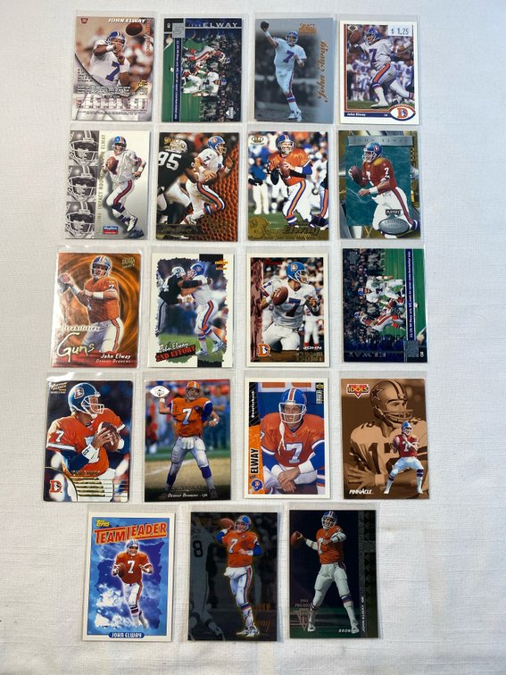 (19) John Elway (Football) Cards