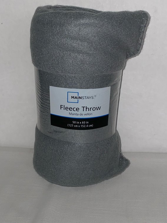 NEW Mainstays Fleece Throw Blanket (50-inches x 60-inches) Grey