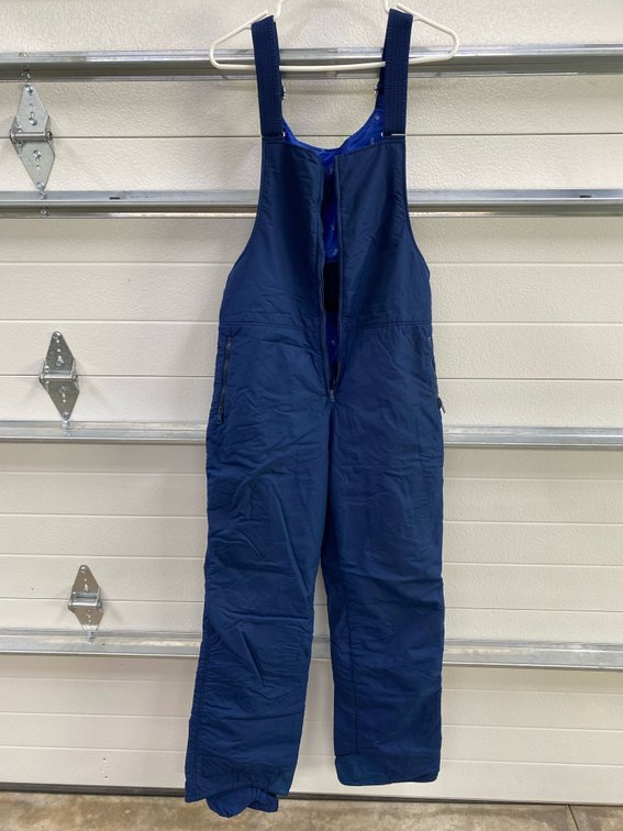 Like NEW… CB Sports “Navy” Snow Bibs/Pants (Adult Small/Med)