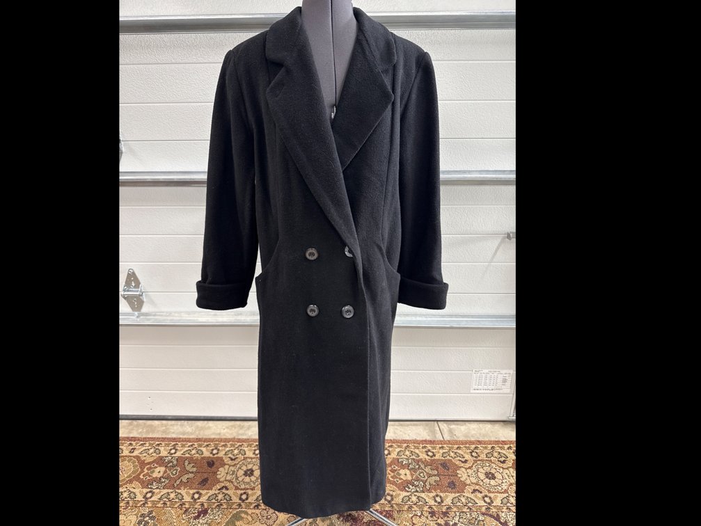 Braetan Women’s Long Wool Coat