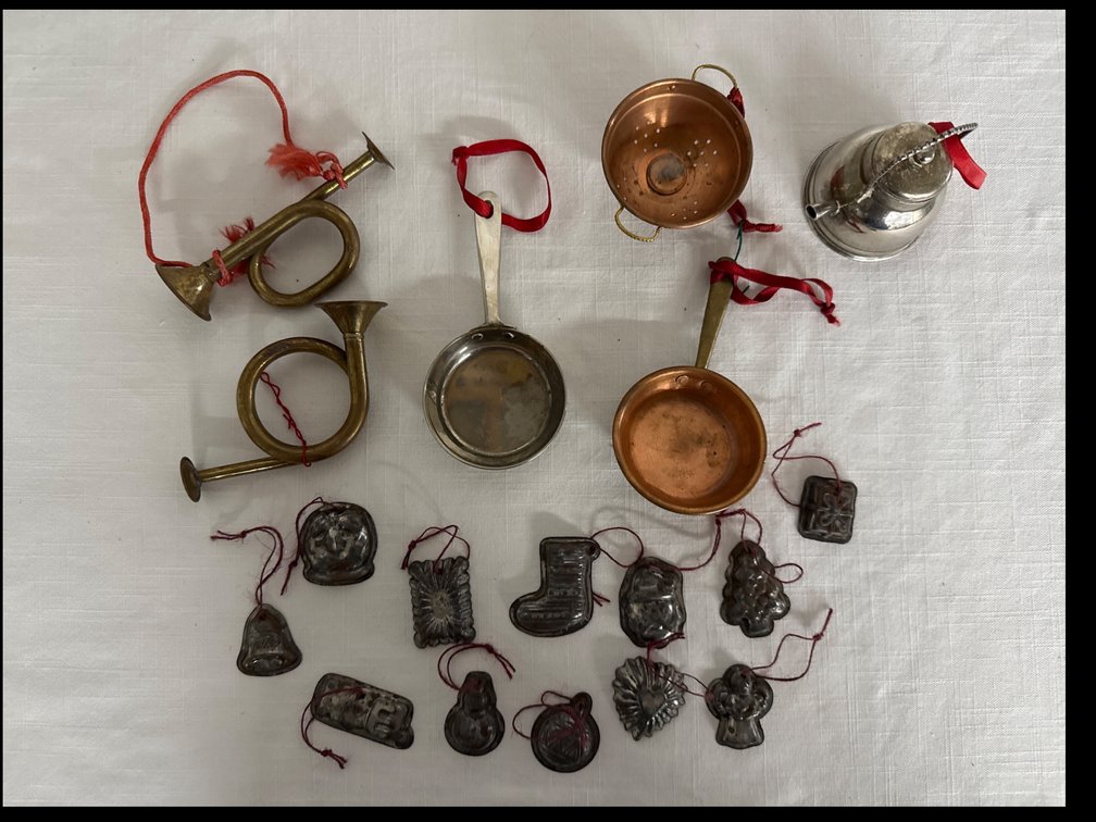 Antique & Vintage Ornaments (18)