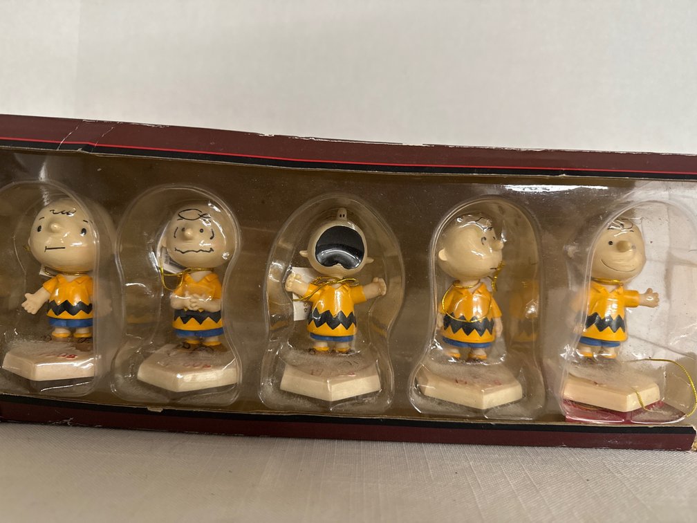 Charlie Brown Then and Now Ornaments (5) (NIB)