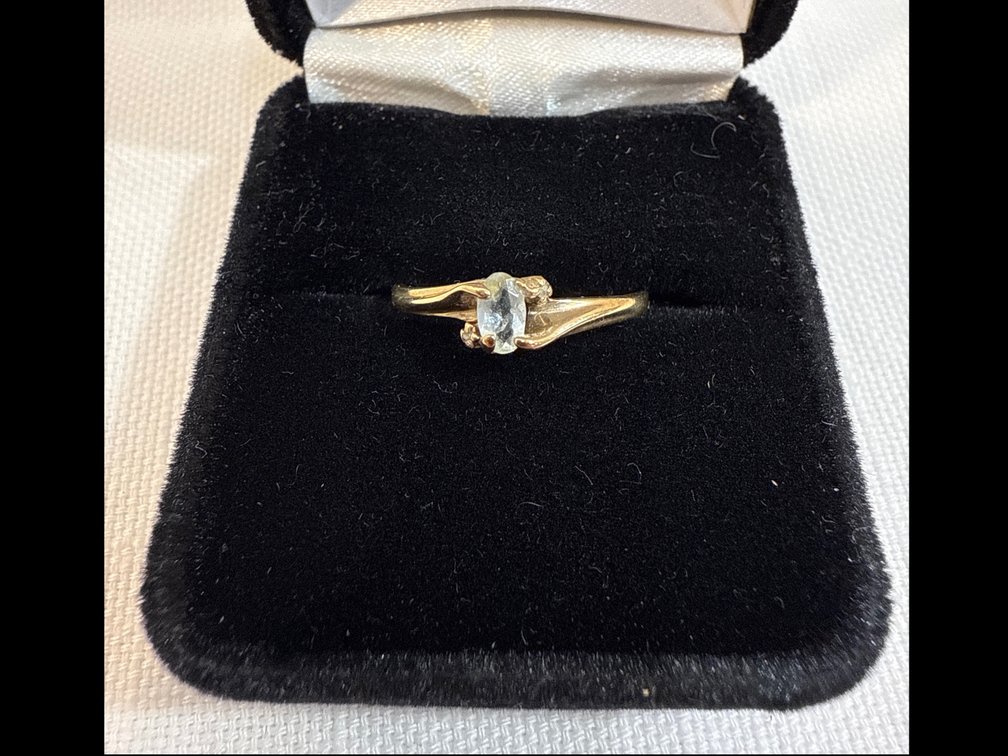 Diamond & Gold Ring (10K)