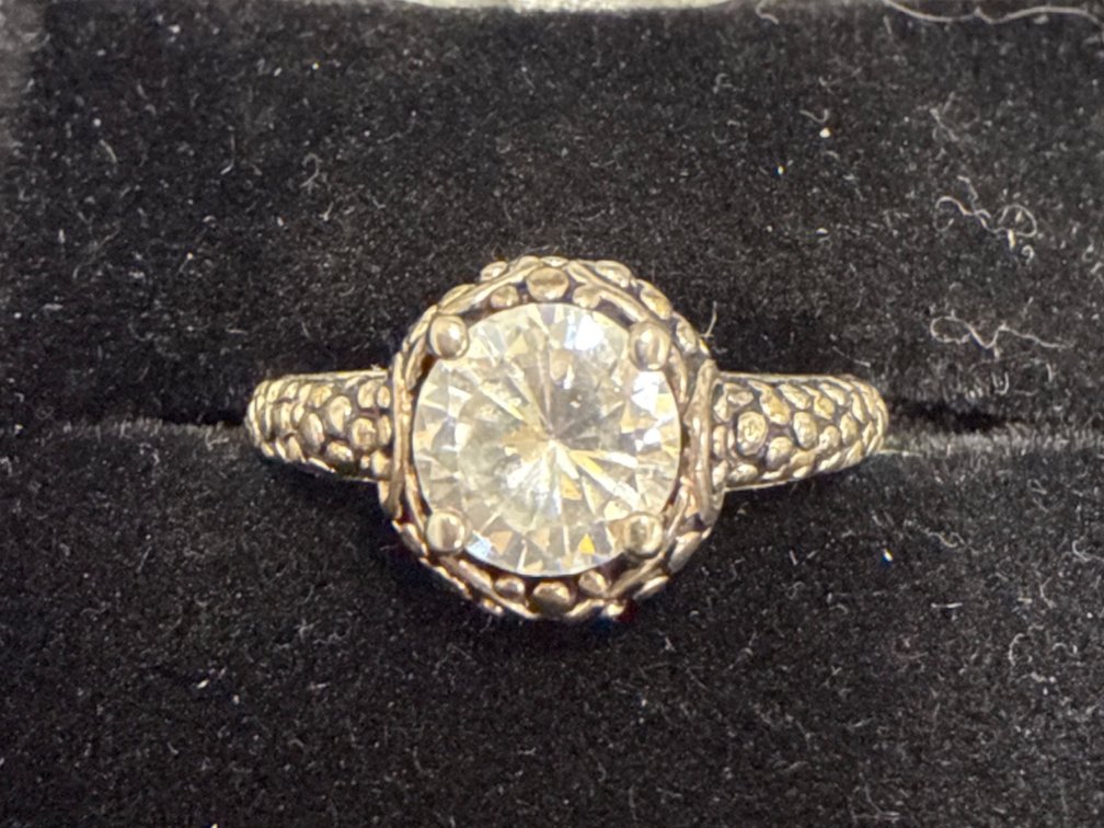 Sterling Silver Ring with Round (CZ) Stone