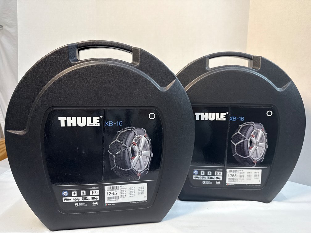 Thule XB-16 Snow Chains (4) NIB