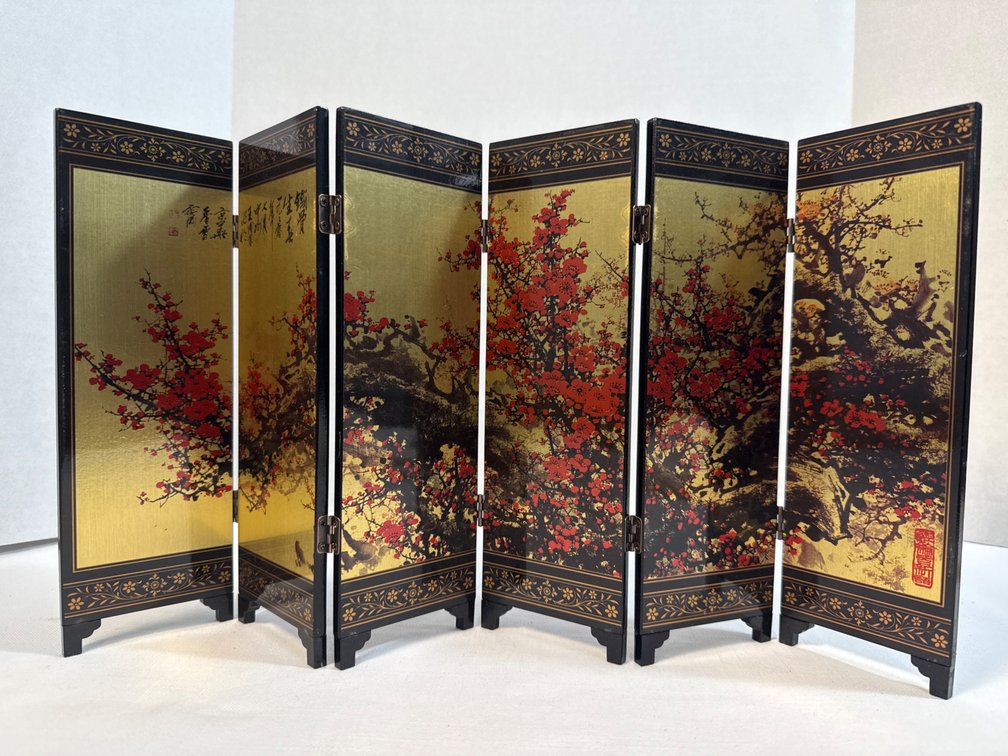 Chinese Folding Screen (Miniature)