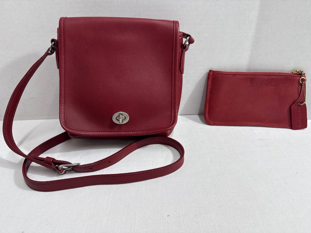 Vintage Coach Red Bag & Wallet (2)