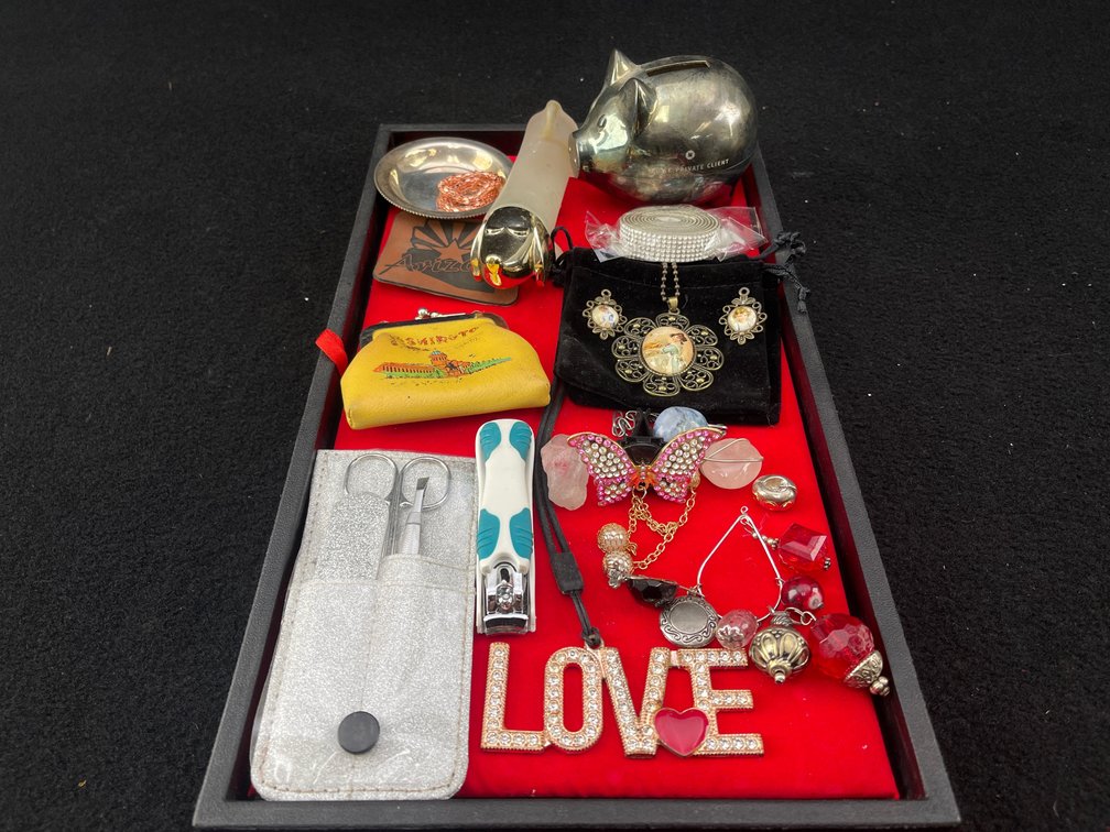 Assortment of Vintage Trinkets and Jewelry