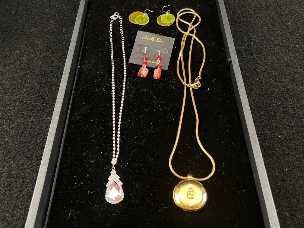 Fashion Jewelry Necklaces and Earrings