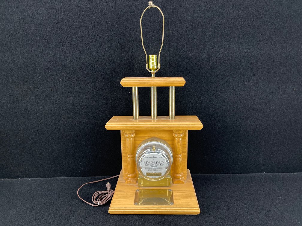 Vintage General Electric Table Lamp