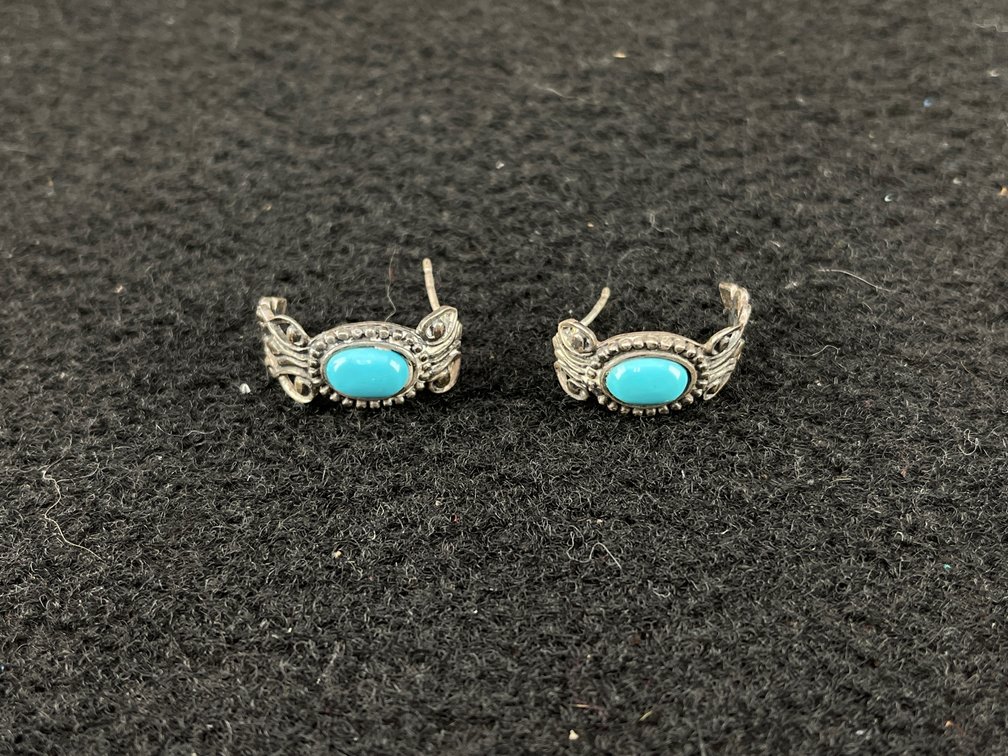 Sterling Silver Turquoise Earrings