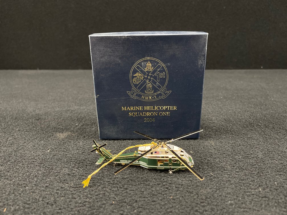 Marine Helicopter Squadron One 2004 Ornament