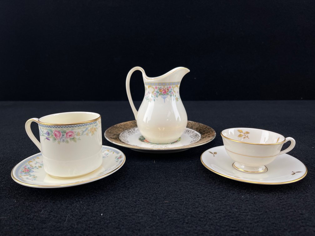 Vintage White and Gold Teacups and Saucers