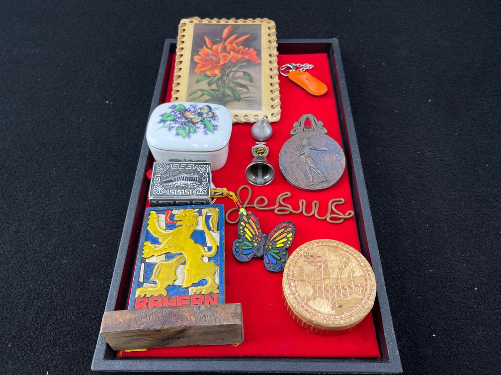 Colorful Folk-art Trinkets