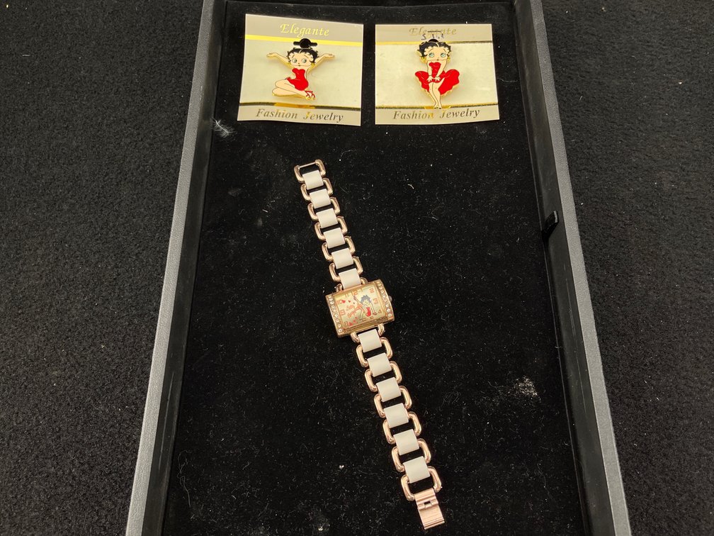 Betty Boop Watch and Pins