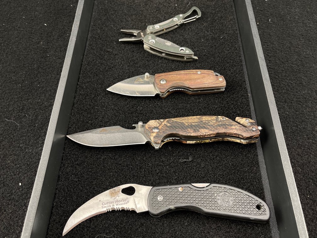 Folding Utility Tool and Knives
